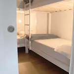Aiora Hostal *