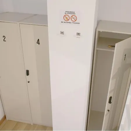 Hostel Aiora